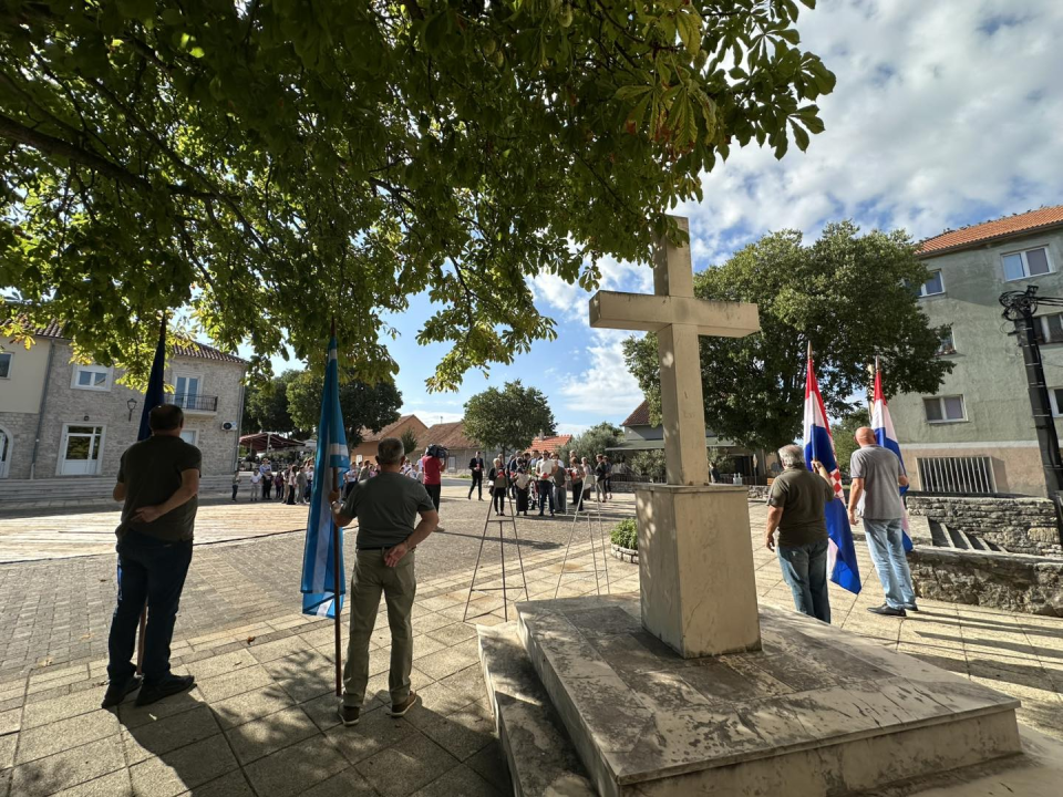 U Puljanima i Oklaju odana počast prvim žrtvama na drniškom području 