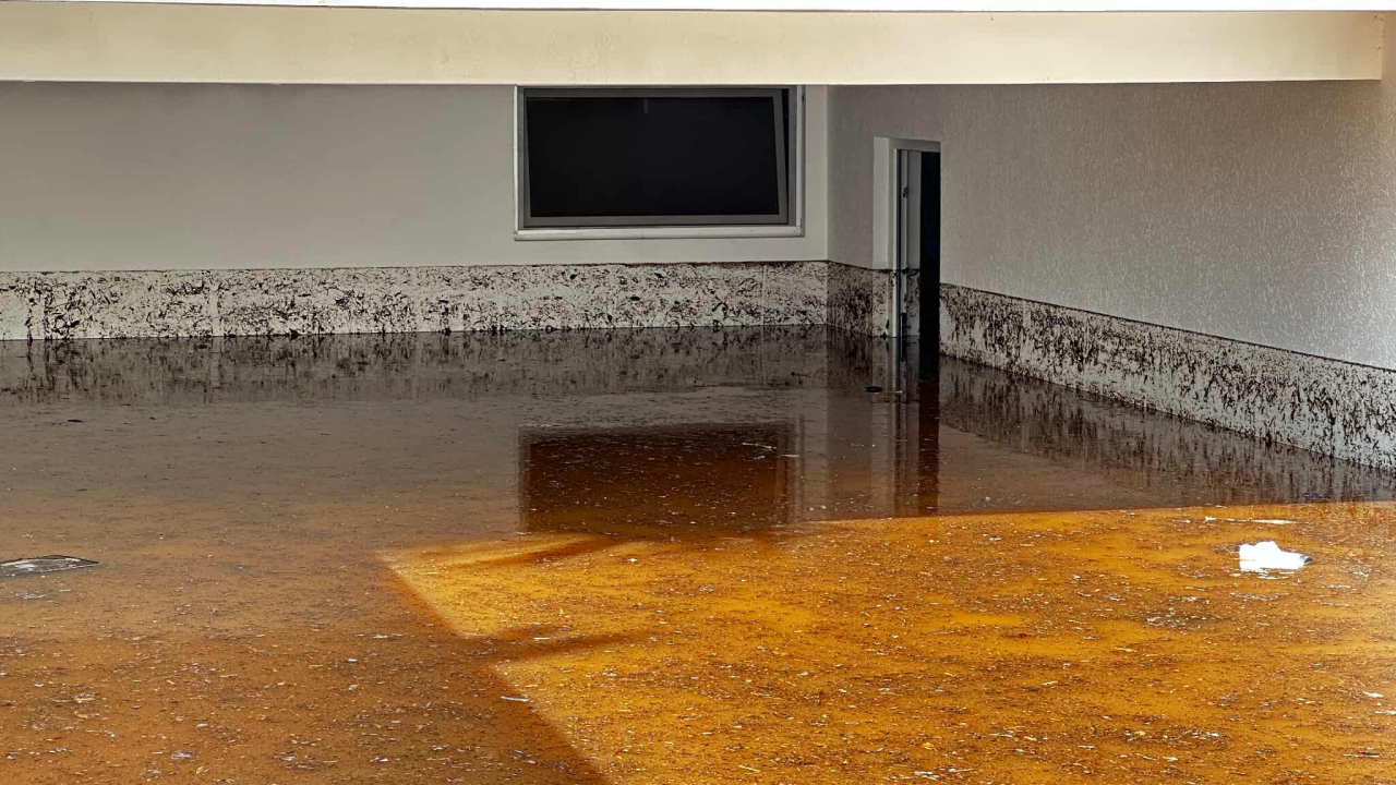 Vatrogasci bez predaha ispumpavaju podrume, kuće, prometnice