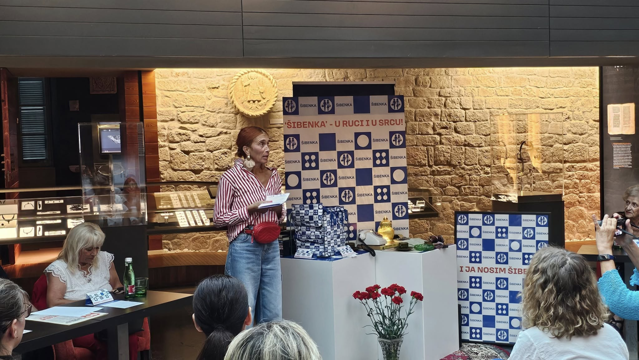 Predstavljana torbica 'Šibenka'