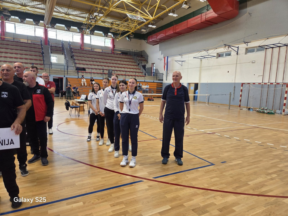 FOTO Klub sjedeće odbojke Knin 95 domaćin Kupa Hrvatske: Naslov pripao Zagrebu