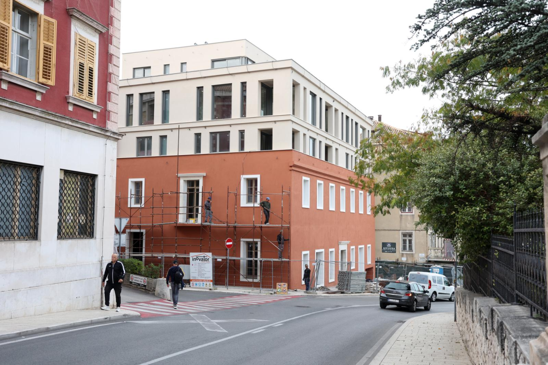 Zgrada bivše Revije zasjala u novom ruhu: Umjesto tvorničkih pogona luksuzni stanovi