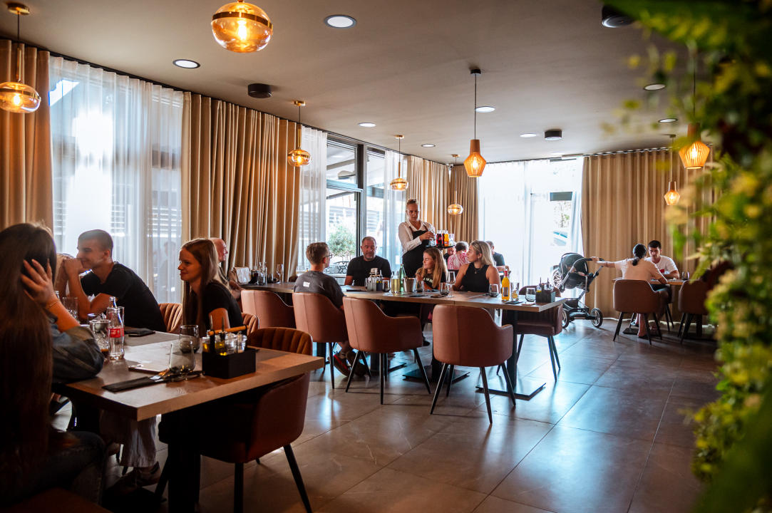 FOTO Omiljeni grill stiže na kućni prag: Leonardo BBQ & More uvodi dostavu!