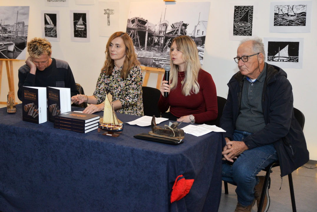 U betinskom Muzeju predstavljeno novo izdanje knjige 'Betinska brodogradnja – etimologijski rječnik pučkog nazivlja'