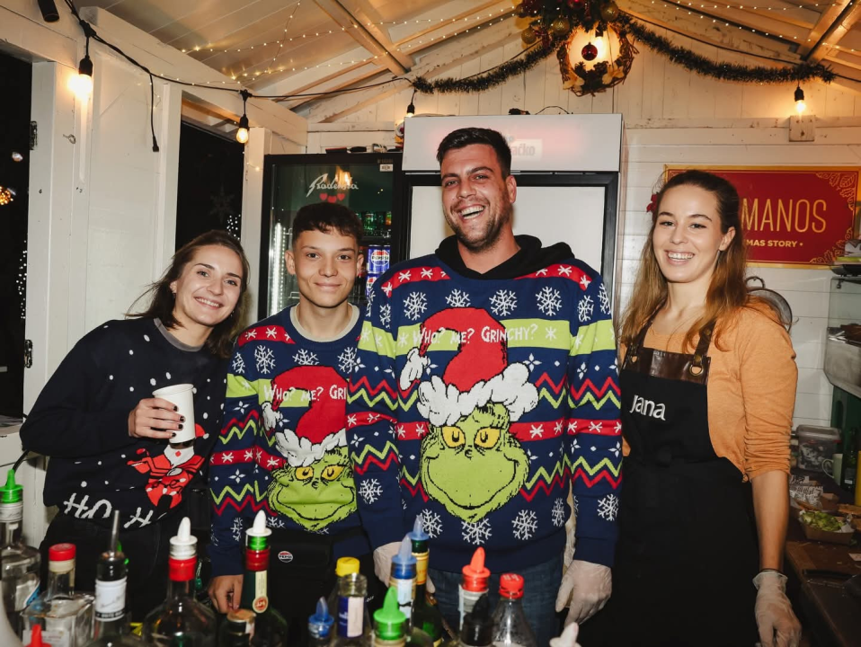 Advent u Vodicama sinoć uz pjesmu i dobru energiju Fenixa: Večeras stiže Vojko V