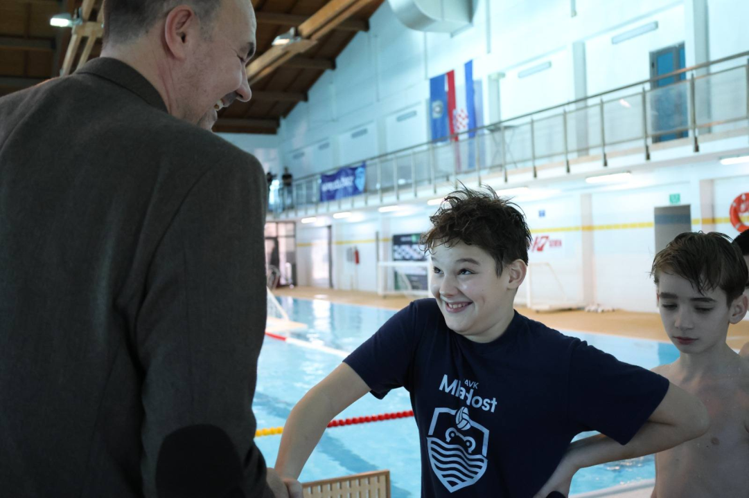 FOTO Završen memorijal u spomen na Grgu Renju i Renata Vrbičića: 'Solaris prenosi uspomene novim generacijama'