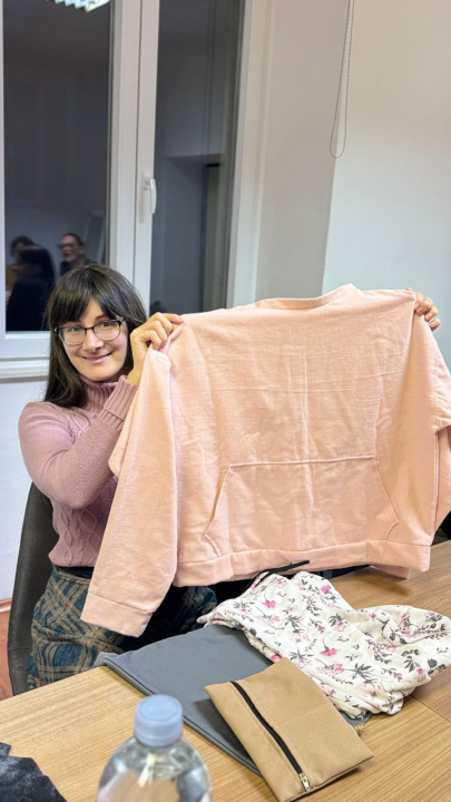 FOTO Uspješno završen tečaj krojenja i šivanja u POU Šibenik, a prijave za novi ciklus već su otvorene