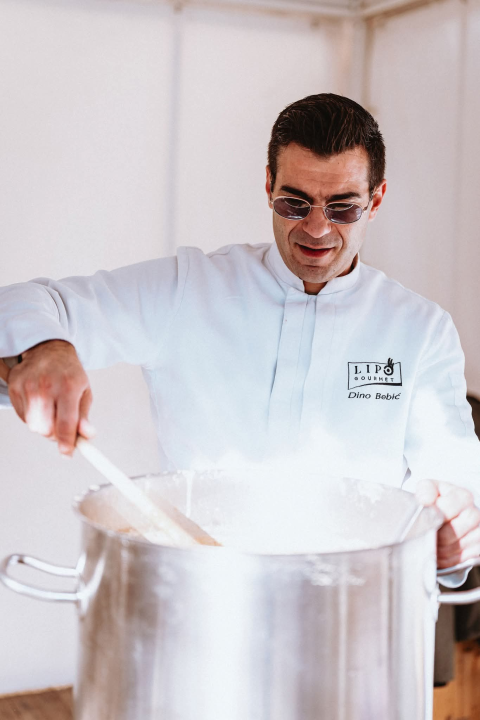 Vina, okusi i tradicija: Manifestacija Vino Dalmacije okupila dalmatinske vinare u Šibeniku