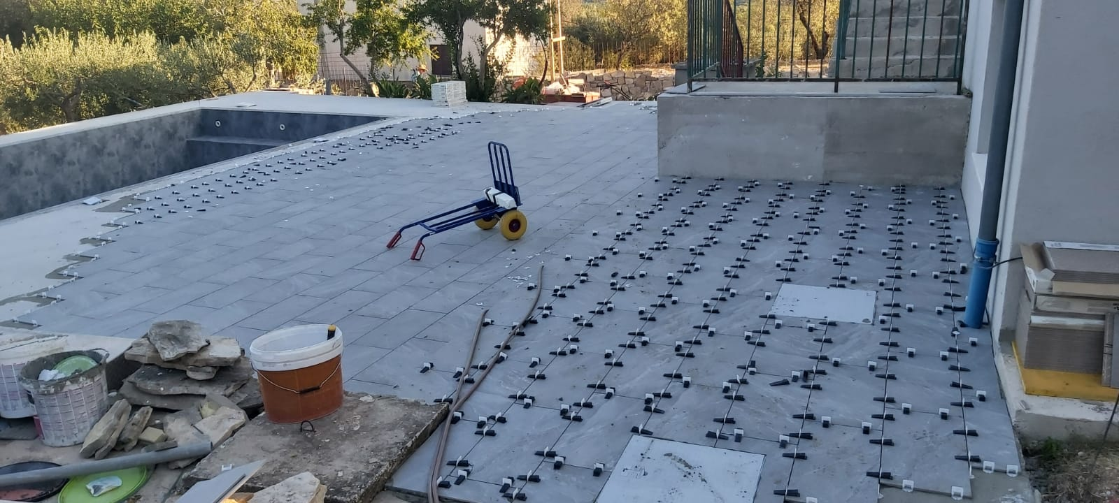 FOTO Bilo da se radi o manjoj adaptaciji ili većem građevinskom projektu, s Vitez Gradnjom ste u sigurnim rukama!