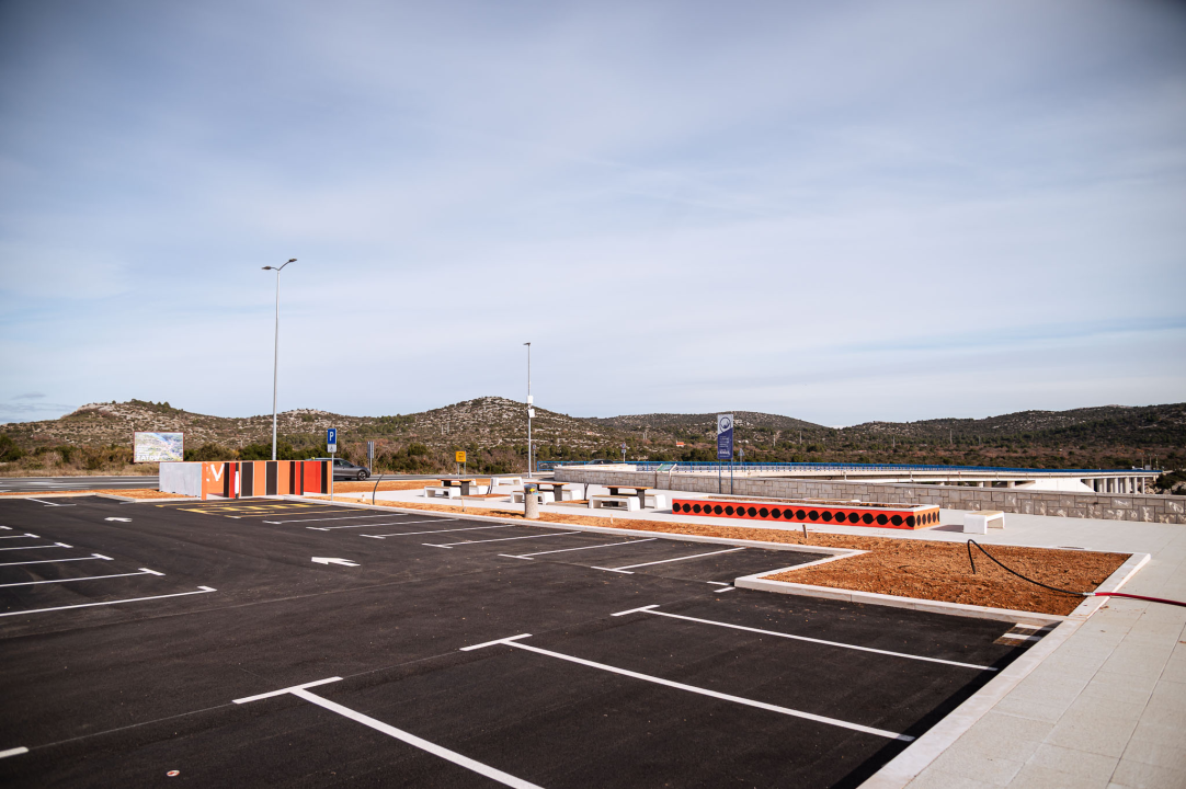 Pogled na Šibenik ljepši nego ikada: Novo odmorište kod Hotela Panorama uljepšalo ulaz u grad