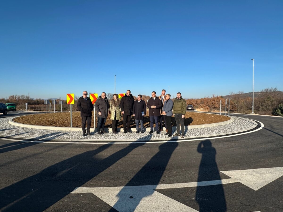 Minnistar Butković obišao novu prometnu infrastrukturu u Općini Promina