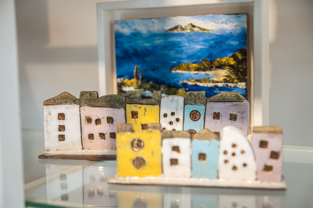 FOTO Otkrijte novu keramiku, odlične popuste na modne kolekcije i pogodnosti Silver kartice u Galeriji Juraj Dalmatinac!