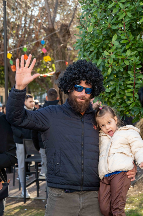 Vodička pokladna tradicija: 3 velika praščića pobjednici trke karića na balinjere