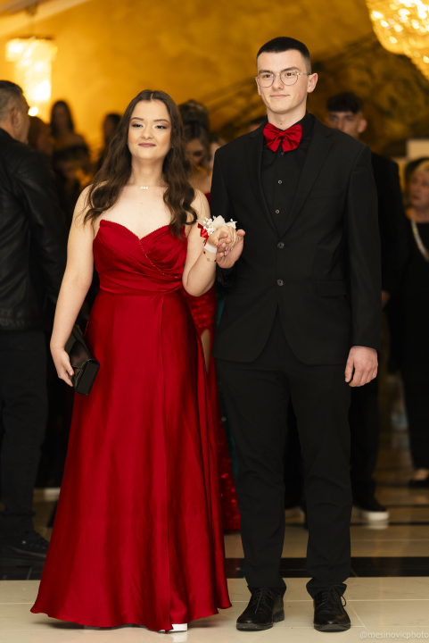 Zavirite na maturalni ples šibenske Industrijsko-obrtničke škole (1)