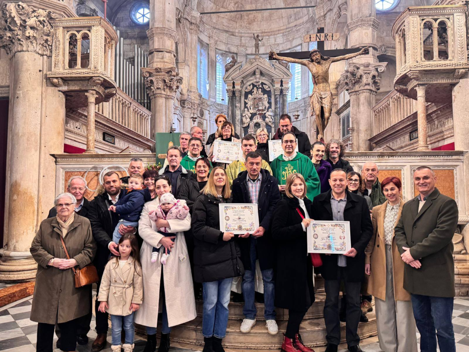 FOTO Svjetski dan braka proslavljen u katedrali sv. Jakova