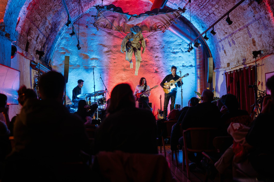 Šibenski trio Mantes predstavio svoj prvi album 'Šapat'