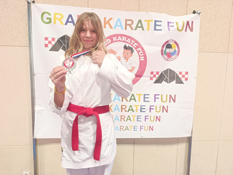 FOTO Karate klub Šibenik 1066 osvojio 12 medalja na turniru 'Grand Karate Fun' u Zagrebu