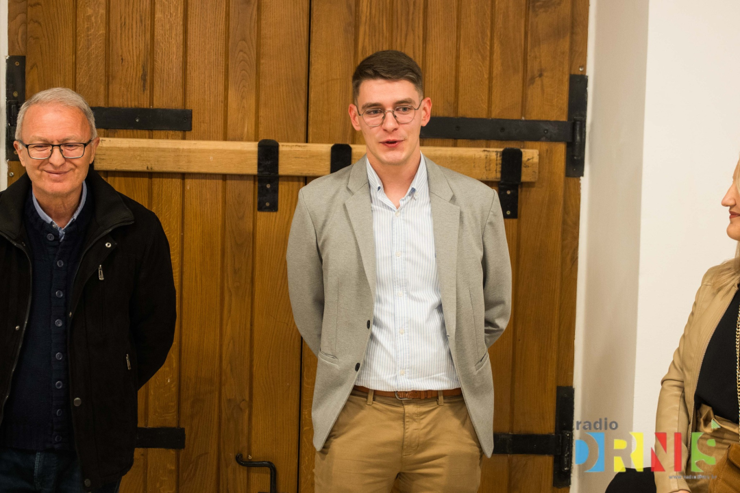 Arheološki nalazi iz drniškog kraja: Otvorena izložba Ive Ćevida 'Od Gradine do grada'