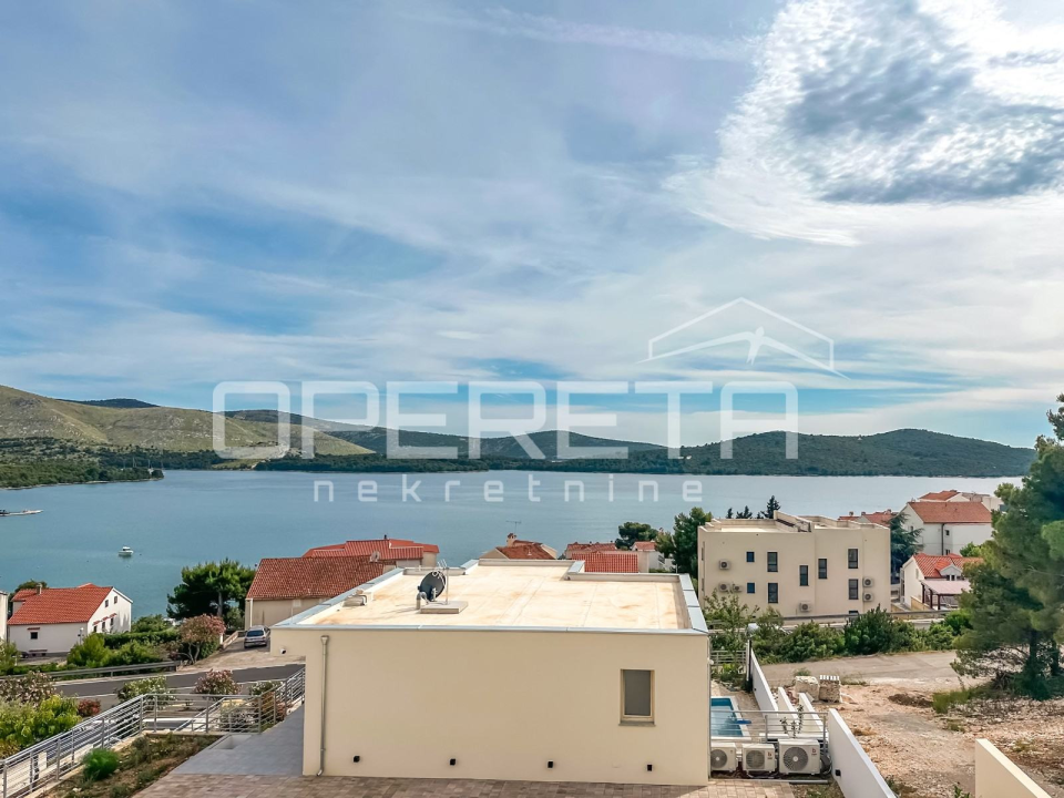 Izbori ekskluzivnih vila s Njuškala u okolici Šibenika