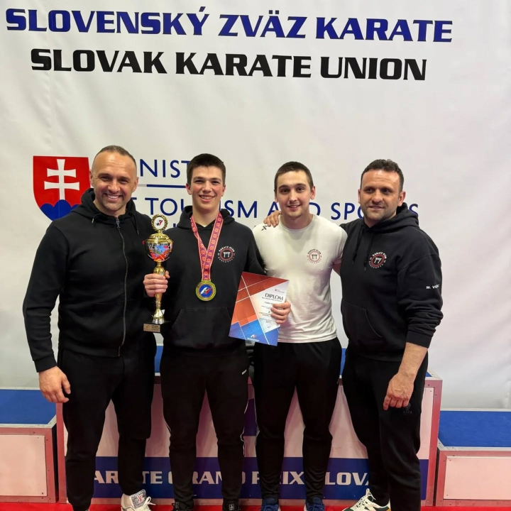 Toma Mileta na karate turniru u Slovačkoj osvojio srebro