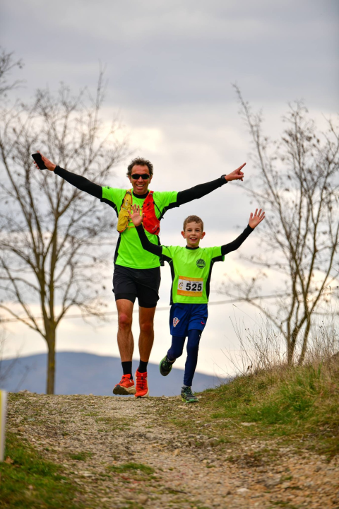 FOTO Održan 'Promina Trail 2026. Drniš': Pobjedniku za 55 km preko Promine trebalo više od šest sati
