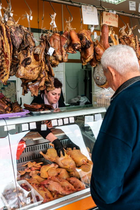 FOTO Jaja, pivci, šunka… Za ukusni blagdanski ručak opremite se u Petrović Delikatesama!