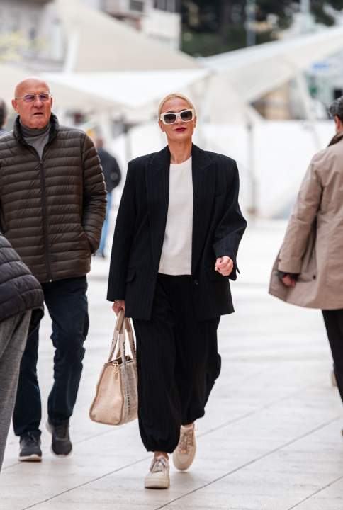 FOTO Šibenčanke su stylish i na buri: Pogledajte koje su nam zapele za oko!