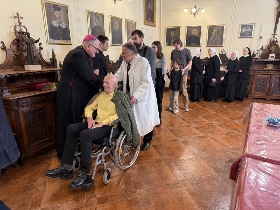FOTO Proslavljen Uskrs u katedrali sv. Jakova