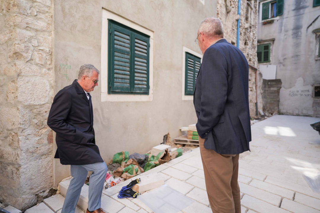 Stepenice u Ulici Jurja Barakovića uskoro u novom ruhu: Radovi u završnoj fazi