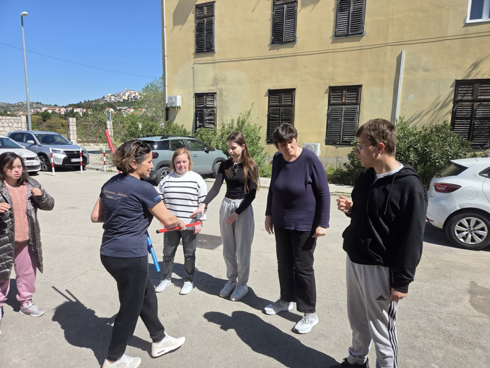 Učenici šibenske Medicinske škole nastavljaju s podrškom 'Kamenčićima'