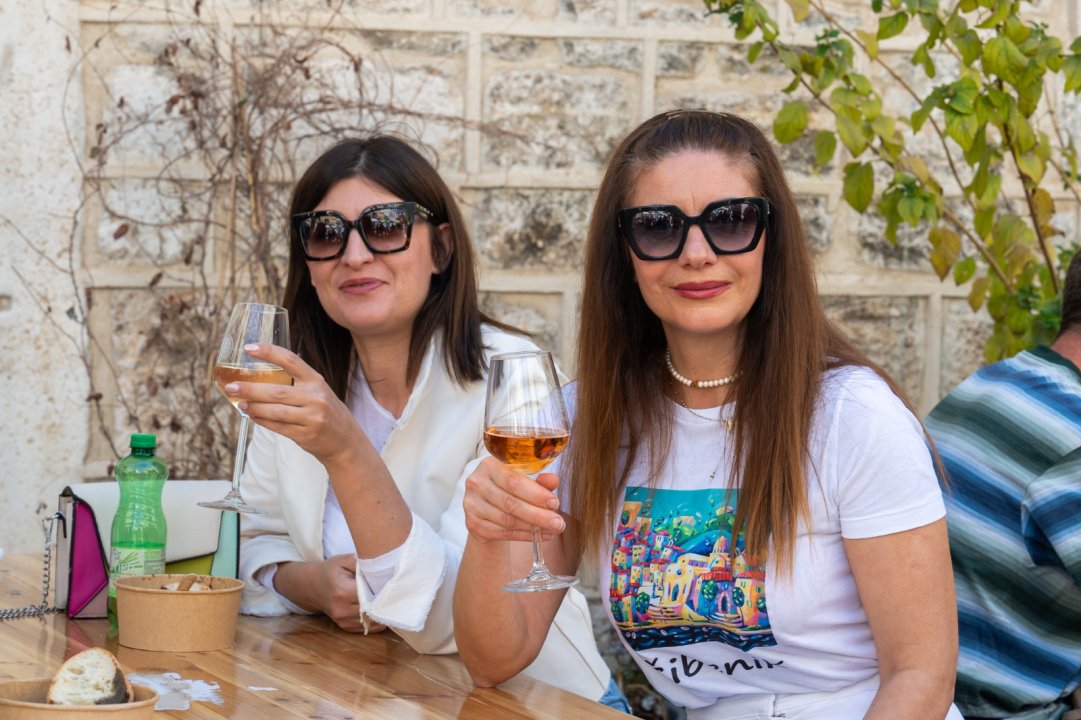 FOTO Mala loža se pretvorila u tradicionalnu marendašku kulisu: Uspješno otvorena treća sezona projekta 'Taste like... marenda'