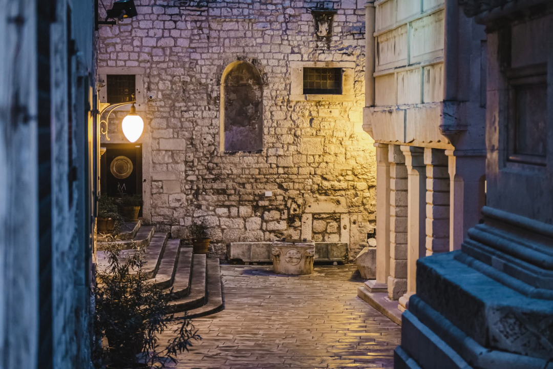 Skrivena ljepota Šibenika: 17 palača koje pričaju priču dugu stoljećima i otkrivaju svoje tajne