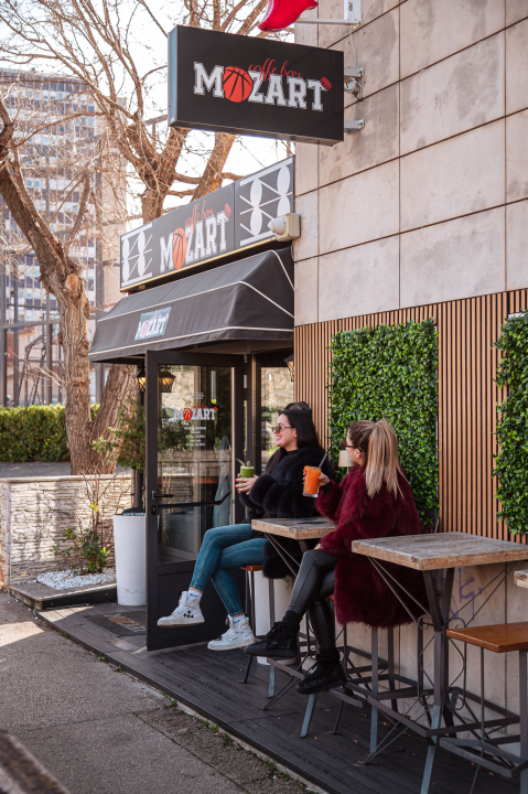 FOTO Mozart donosi zagaranitiranu zabavu uz poseban event u petak te popularnog Sandija u subotu! 