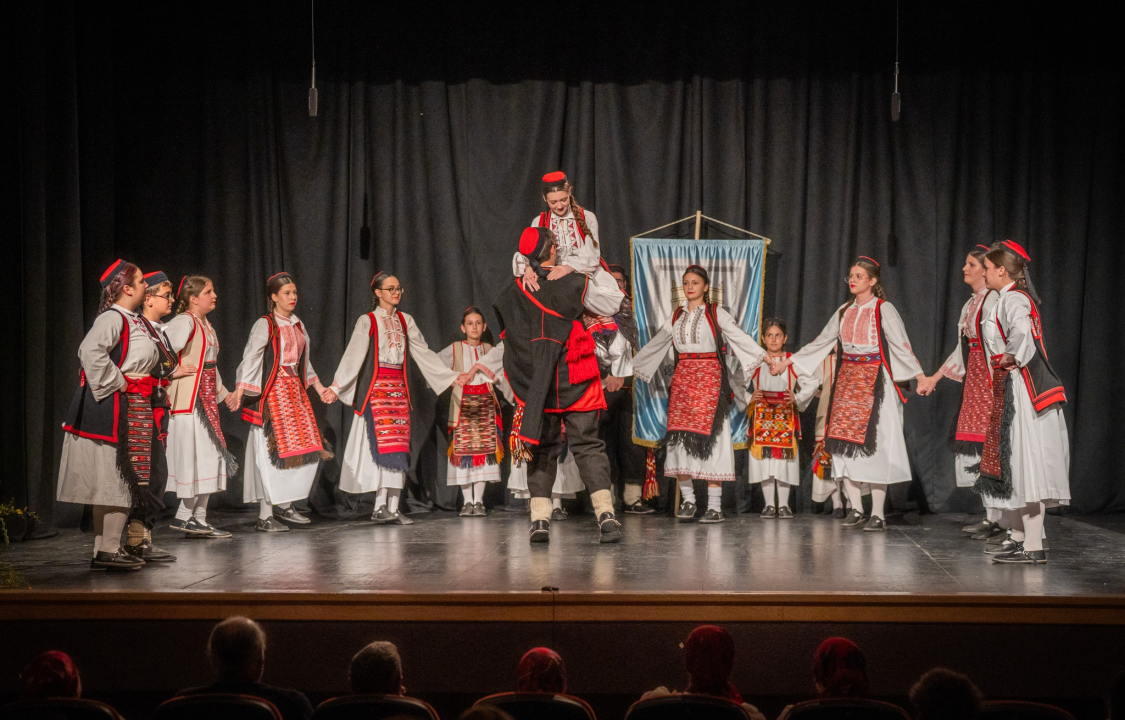 Raskoš županije predstavljat će KUU Zvona Zagore, KUD Zora i KUD Dinara