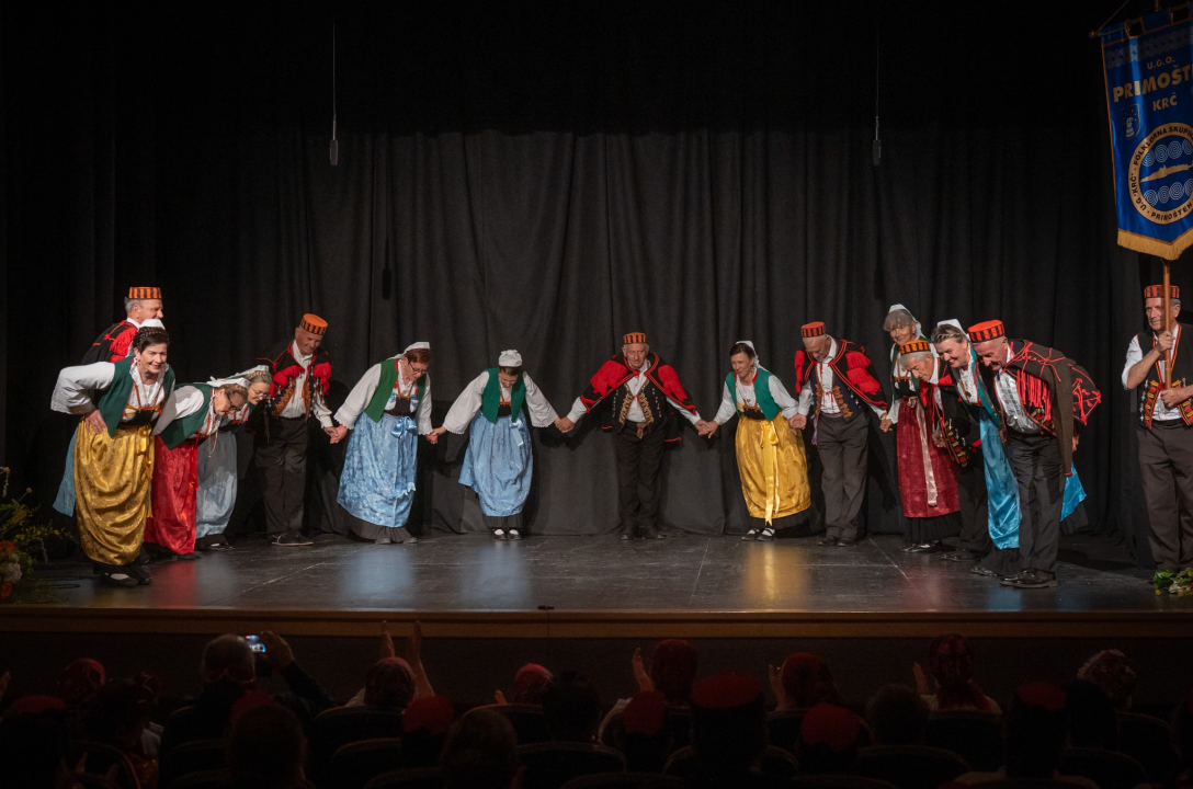 Raskoš županije predstavljat će KUU Zvona Zagore, KUD Zora i KUD Dinara