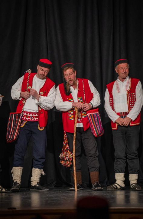 Raskoš županije predstavljat će KUU Zvona Zagore, KUD Zora i KUD Dinara